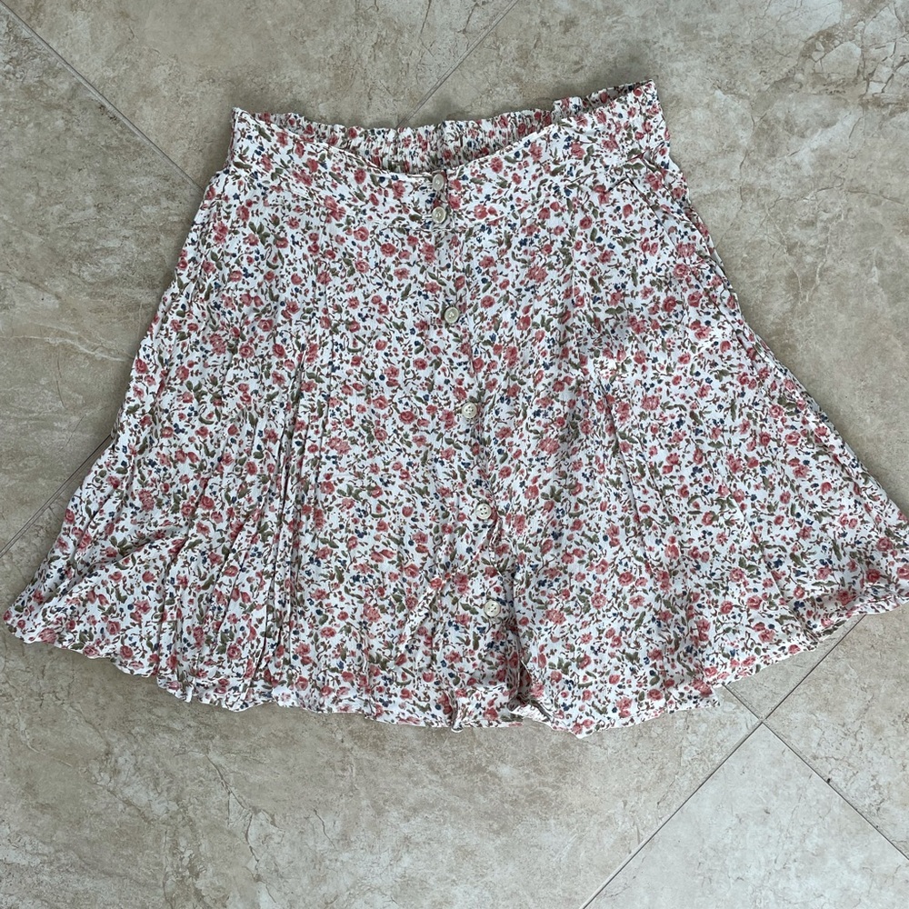 vintage floral button down mini skirt!